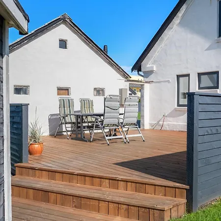 Дом отдыха Lyngby Mllevej 4 - Incredibel Coastal Holiday Лёккен