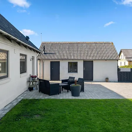 Lyngby Mollevej 4 - Incredibel Coastal