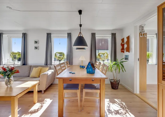 Дом отдыха Lyngby Mllevej 4 - Incredibel Coastal Holiday Лёккен