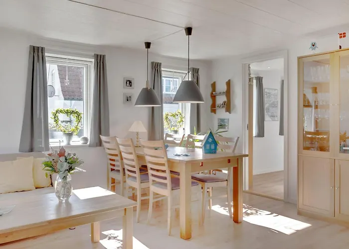 Дом отдыха Lyngby Mllevej 4 - Incredibel Coastal Holiday *